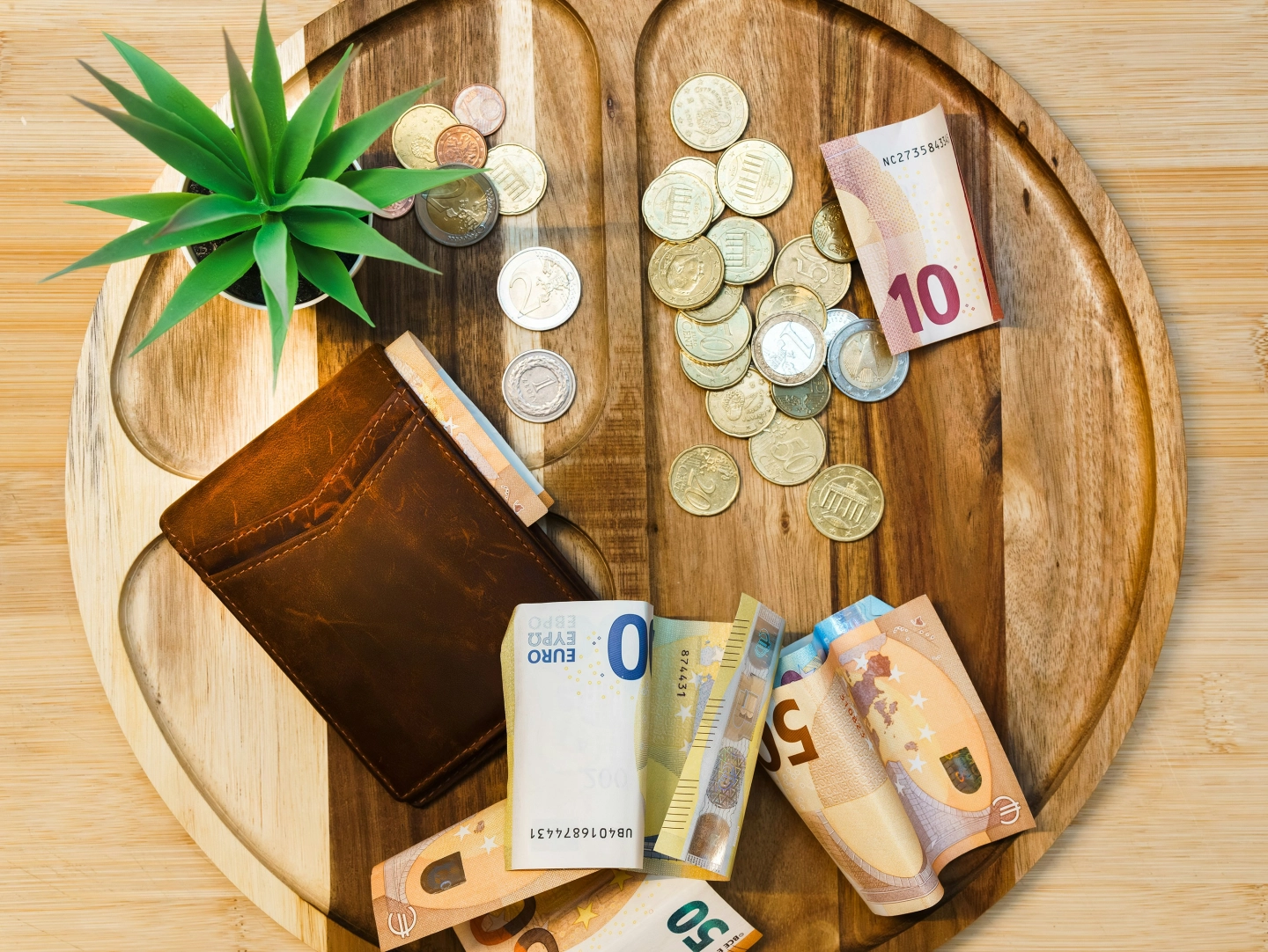 Nebankovní půjčka bez registru a doložení příjmů – mýtus, nebo realita?